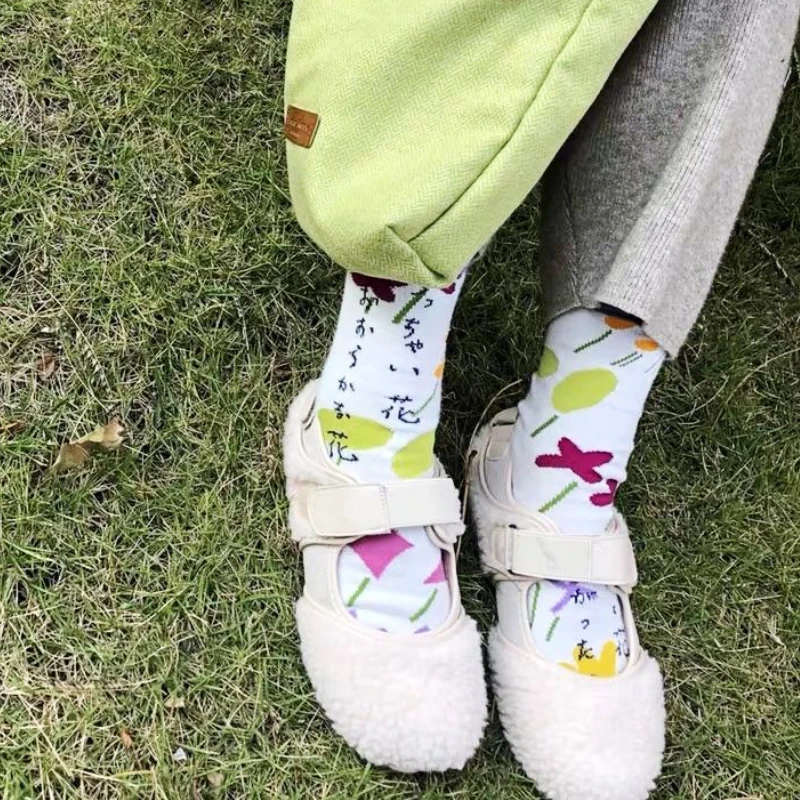 일본 멀티 컬러 자카드 당근 밤나무 꽃 문학 귀여운 두 - Toe Sock Split 리뷰 및 가격